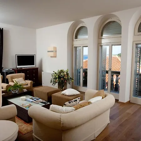 Hvar Royale - 5 Bedroom - Indoor Pool - Beautiful Heritage Villa Hvar Town
