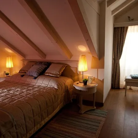Hvar Royale - 5 Bedroom - Indoor Pool - Beautiful Heritage Hvar Town