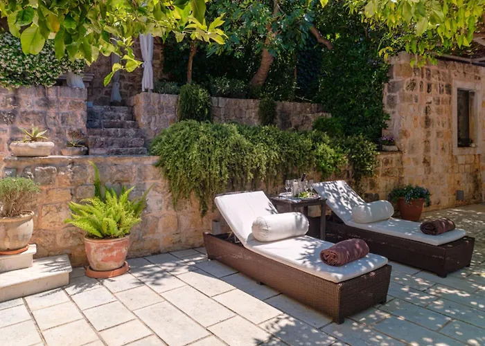 Villa Hvar Royale - 5 Bedroom - Indoor Pool - Stunning! Hvar Town